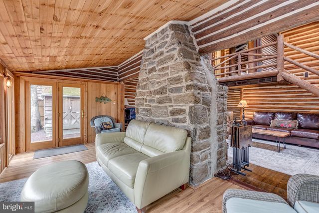 163 CHIPPEWA TRL, Medford Lakes, NJ 08055