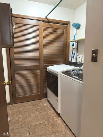 8341 Christiana Lane, Indianapolis, IN 46256