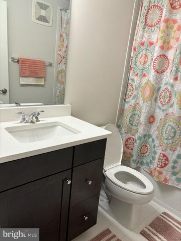10535 JOHN GLENN ST, Lanham, MD 20706