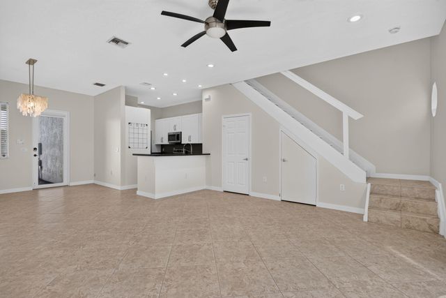 11 NE 20th Avenue, Pompano Beach, FL 33060