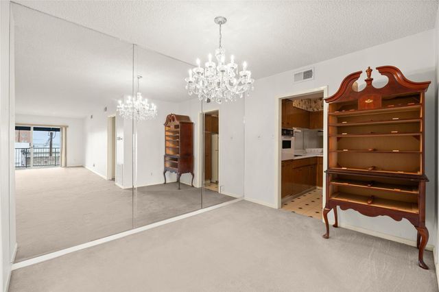 2700 Bellefontaine Street B30, Houston, TX 77025