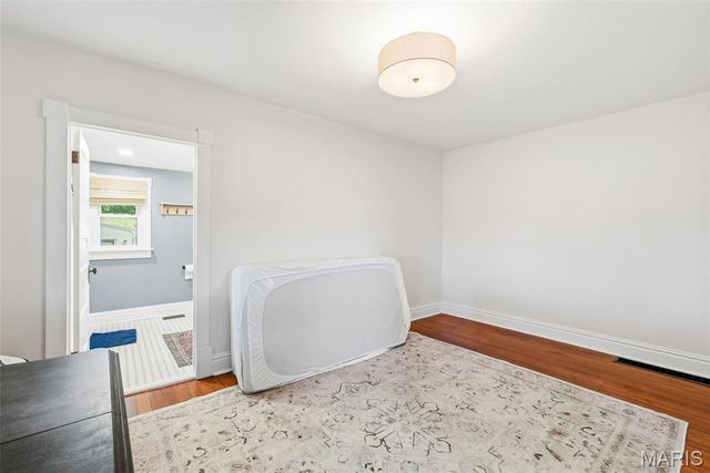 11 Skyview Way, Pacific, MO 63069