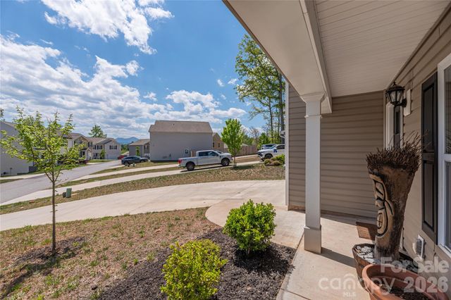 220 Roper Street, Candler, NC 28715