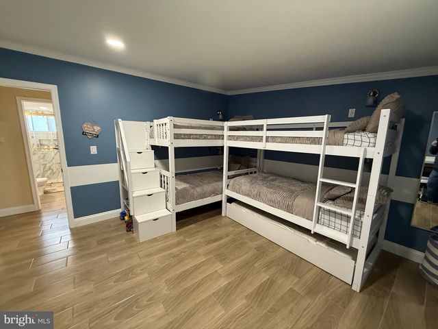 104 PRINCE CHARLES LN, Dumfries, VA 22026