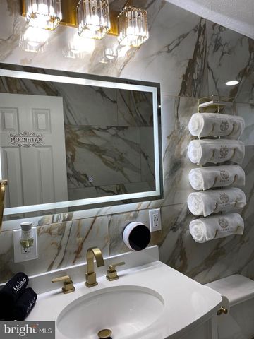 104 PRINCE CHARLES LN, Dumfries, VA 22026