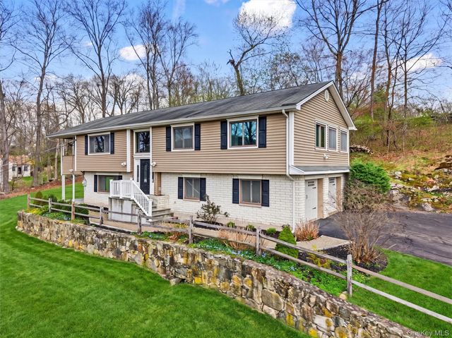 47 Stonehouse Road, Somers, NY 10589