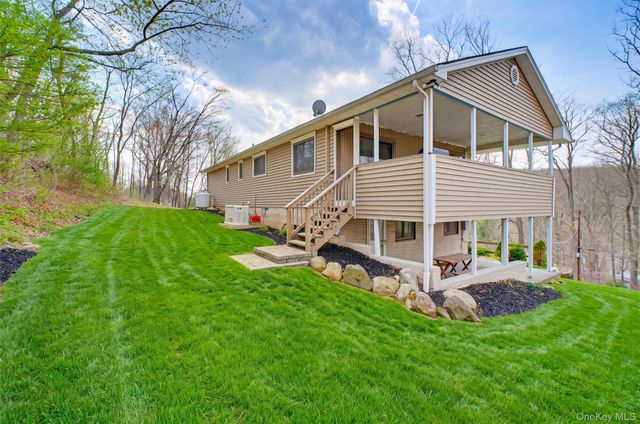 47 Stonehouse Road, Somers, NY 10589
