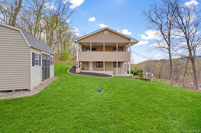 47 Stonehouse Road, Somers, NY 10589