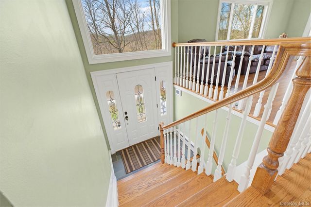 47 Stonehouse Road, Somers, NY 10589