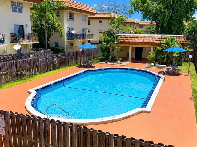 8650 SW 109th Ave 3-223, Miami, FL 33173