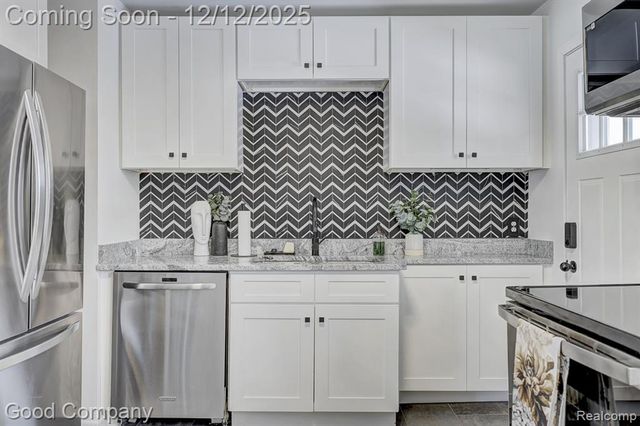 1902 Moorhouse Street, Ferndale, MI 48220