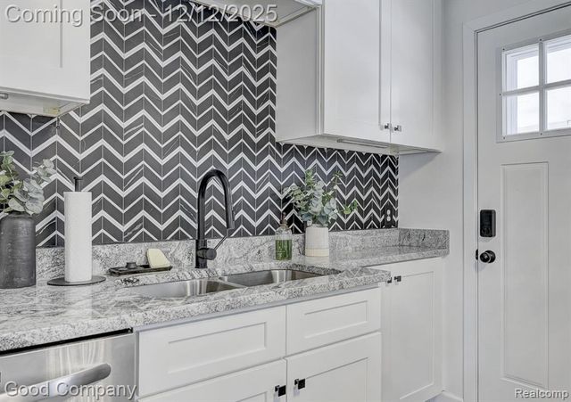 1902 Moorhouse Street, Ferndale, MI 48220