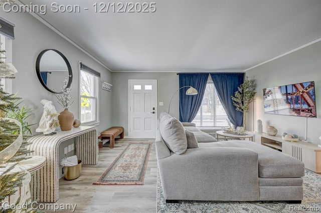 1902 Moorhouse Street, Ferndale, MI 48220