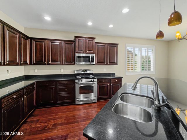 4084 N 161st Drive, Goodyear, AZ 85395