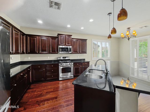 4084 N 161st Drive, Goodyear, AZ 85395