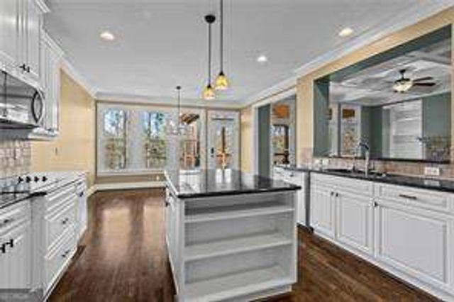 512 Twilley Ridge Road SW, Smyrna, GA 30082