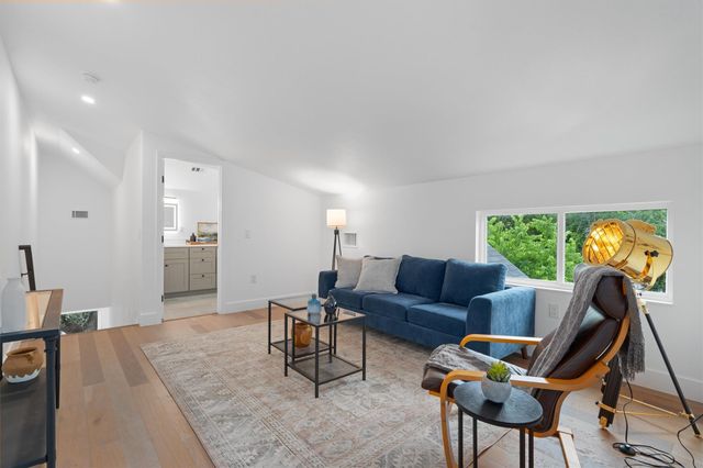 1208 W Oltorf ST B, Austin, TX 78704
