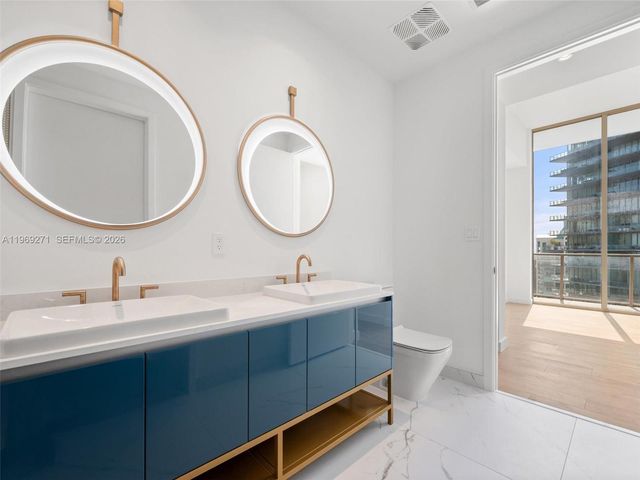 2655 S Bayshore Dr 1707, Miami, FL 33133