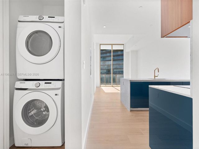 2655 S Bayshore Dr 1707, Miami, FL 33133