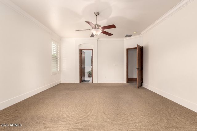 5902 W GAMBIT Trail, Phoenix, AZ 85083