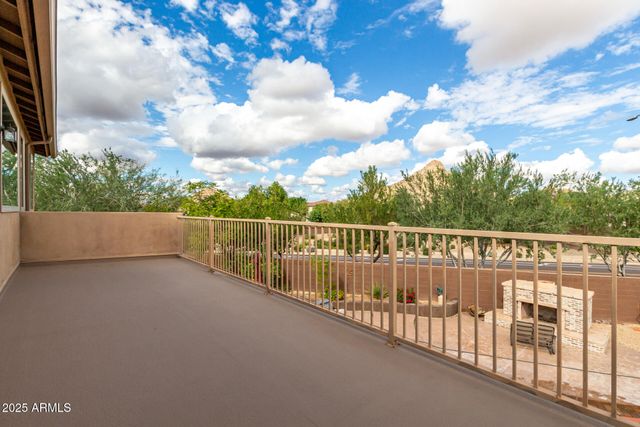 5902 W GAMBIT Trail, Phoenix, AZ 85083