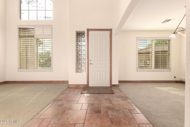 5902 W GAMBIT Trail, Phoenix, AZ 85083