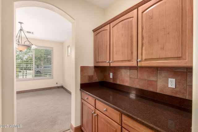 5902 W GAMBIT Trail, Phoenix, AZ 85083