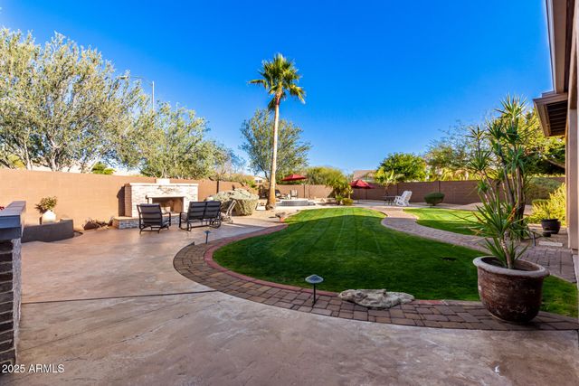 5902 W GAMBIT Trail, Phoenix, AZ 85083