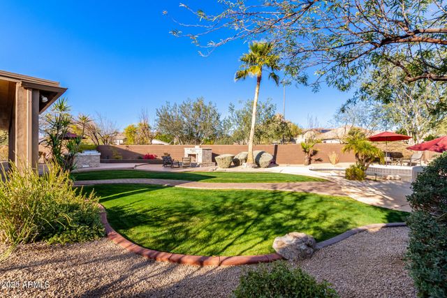 5902 W GAMBIT Trail, Phoenix, AZ 85083