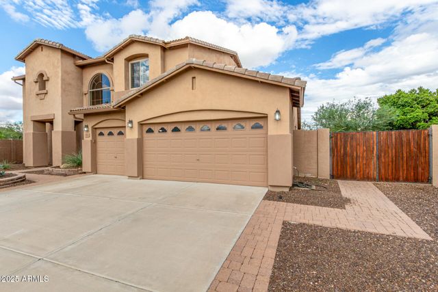 5902 W GAMBIT Trail, Phoenix, AZ 85083