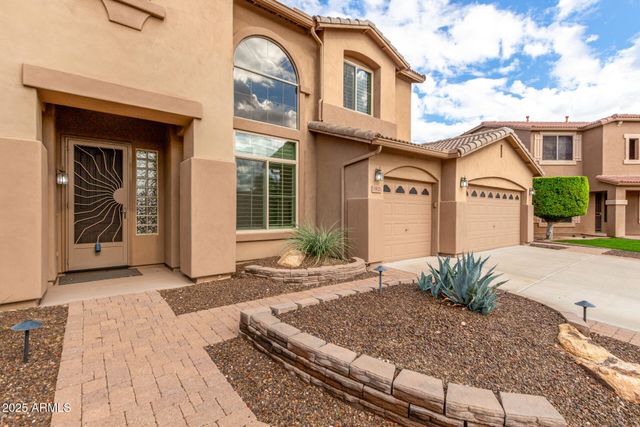 5902 W GAMBIT Trail, Phoenix, AZ 85083
