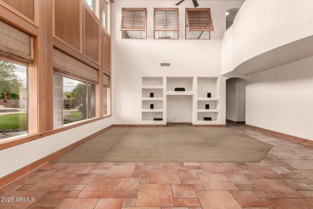 5902 W GAMBIT Trail, Phoenix, AZ 85083