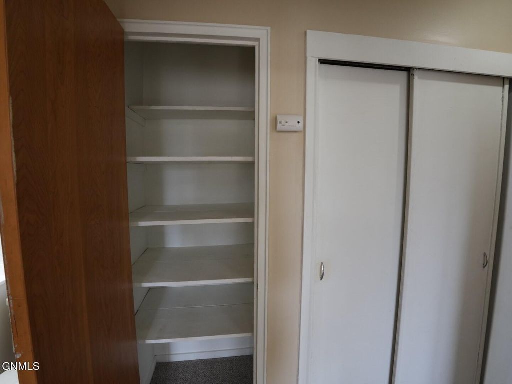 303 Highland Drive W, Williston, ND 58801 photo 21