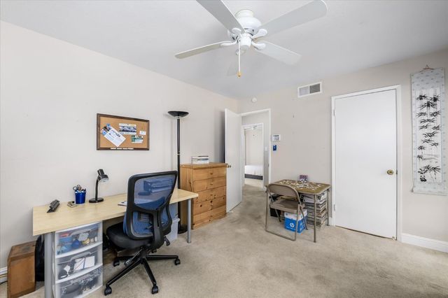 329 Garden Ct, Roseville, CA 95678