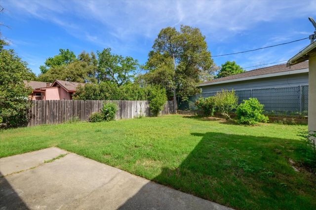 329 Garden Ct, Roseville, CA 95678