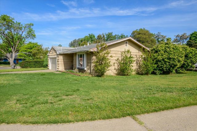 329 Garden Ct, Roseville, CA 95678