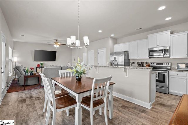 113 Mcfarlin Street, Easley, SC 29640