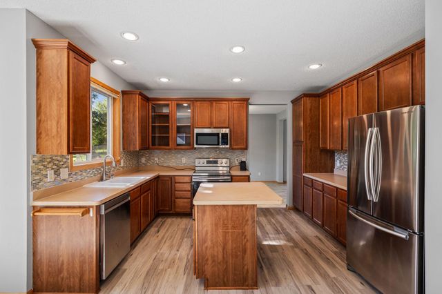 1893 Clover Meadow Drive, Chaska, MN 55318