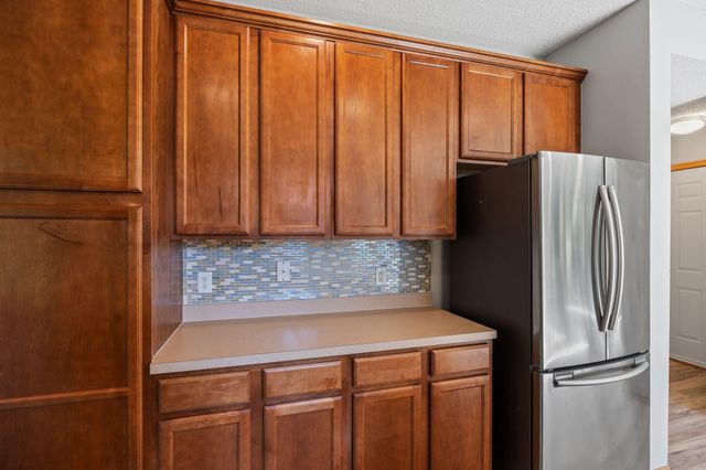 1893 Clover Meadow Drive, Chaska, MN 55318