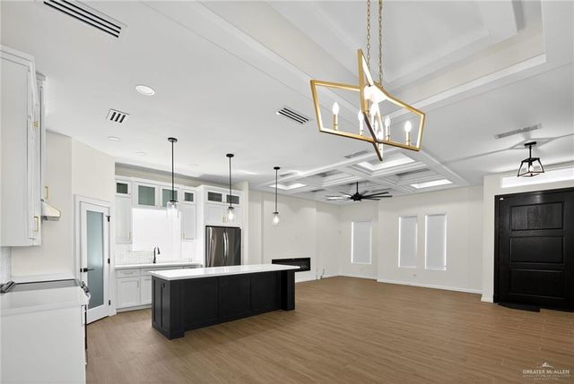 9210 N 25th Lane, Mcallen, TX 78504