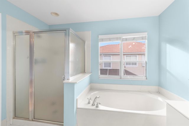 4535 Thornwood Circle, Palm Beach Gardens, FL 33418