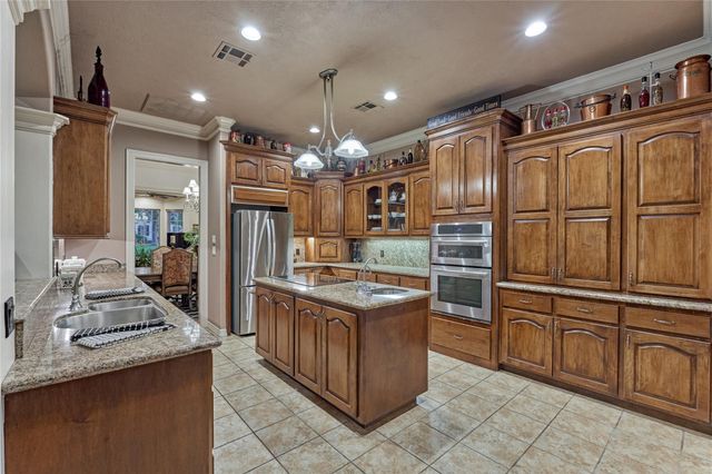 115 Wick Willow Drive, Montgomery, TX 77356