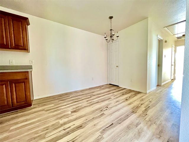 5004 Chapman Street, Fort Worth, TX 76105