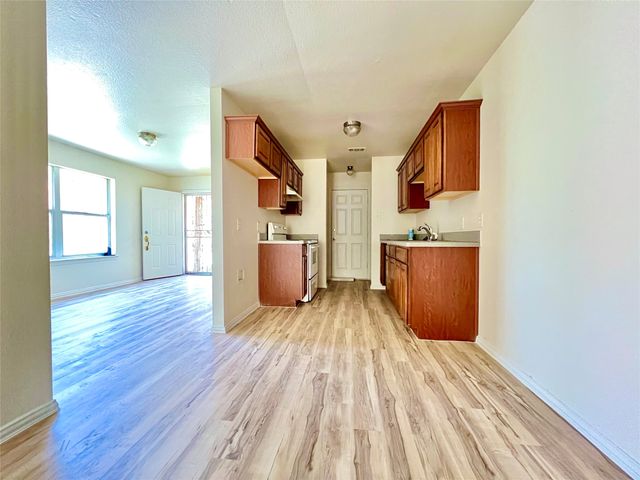5004 Chapman Street, Fort Worth, TX 76105