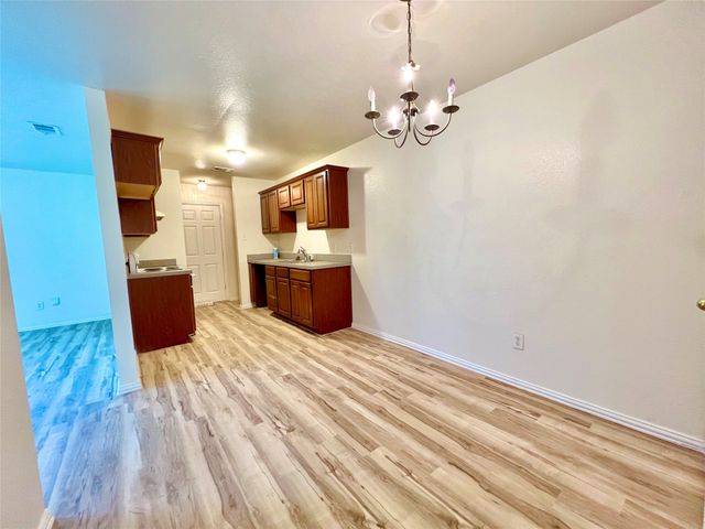 5004 Chapman Street, Fort Worth, TX 76105