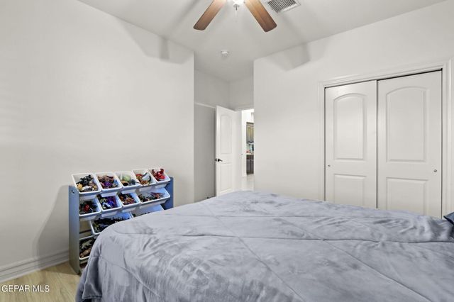 3136 BLUE DIRT Circle, El Paso, TX 79938