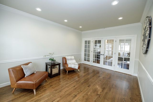 2220 Castleview Dr, Turlock, CA 95382