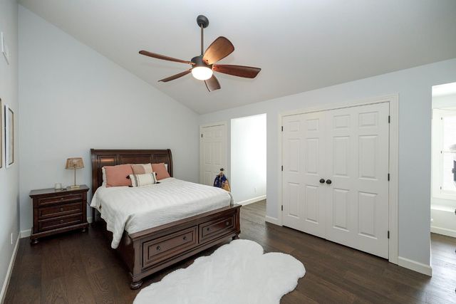 2220 Castleview Dr, Turlock, CA 95382