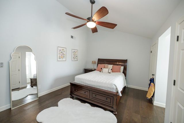 2220 Castleview Dr, Turlock, CA 95382