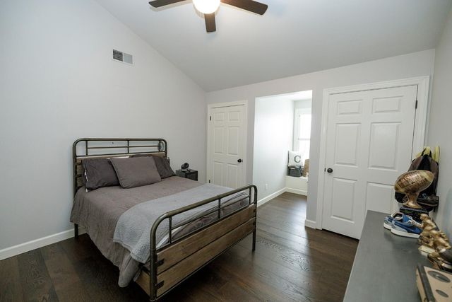 2220 Castleview Dr, Turlock, CA 95382